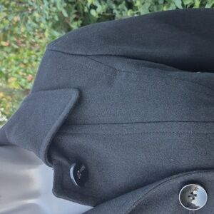 London Fog (DM) Ladies Elegant Black Wool Blend Classic Pea Coat/Scarf Set